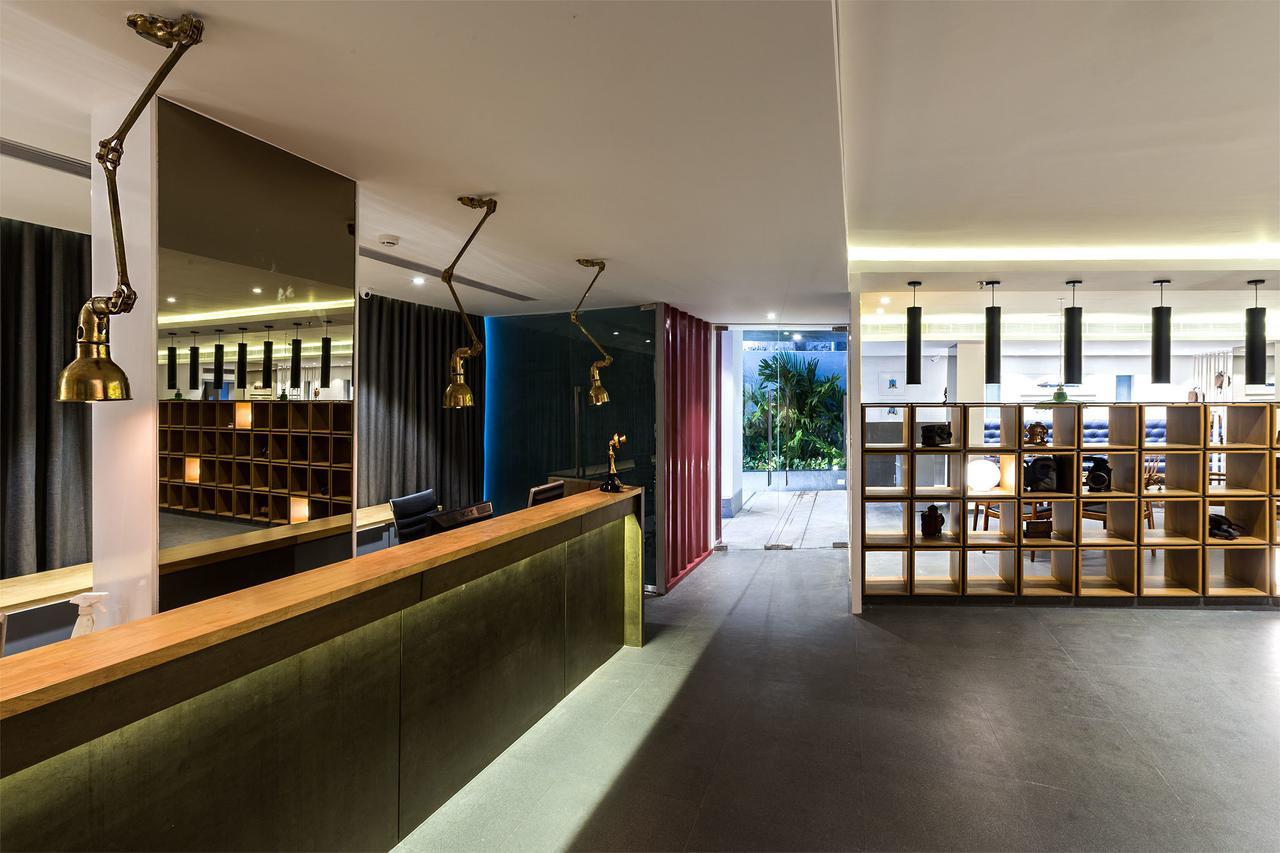 The Port Hotel ヴィシャーカパトナム エクステリア 写真