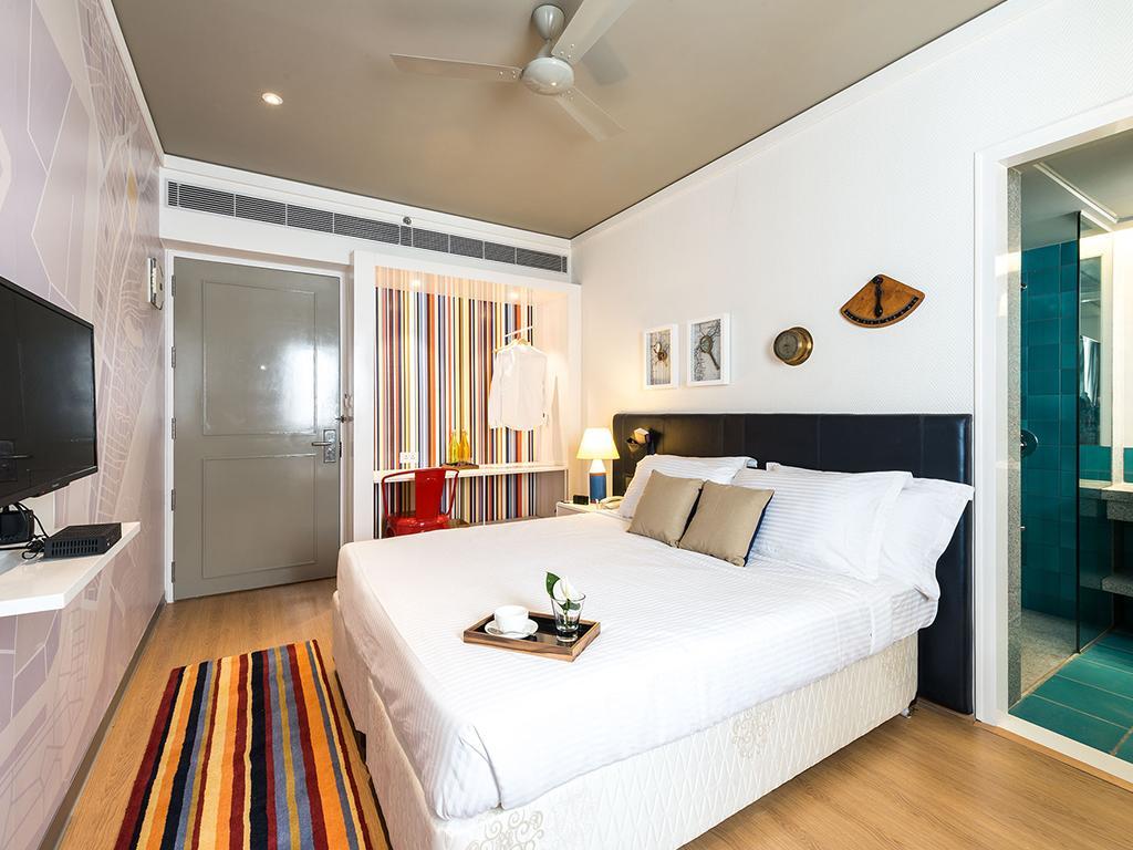 The Port Hotel ヴィシャーカパトナム エクステリア 写真