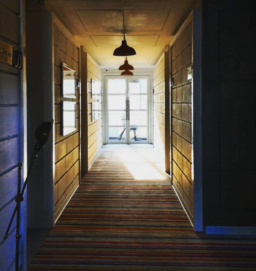 The Port Hotel ヴィシャーカパトナム エクステリア 写真
